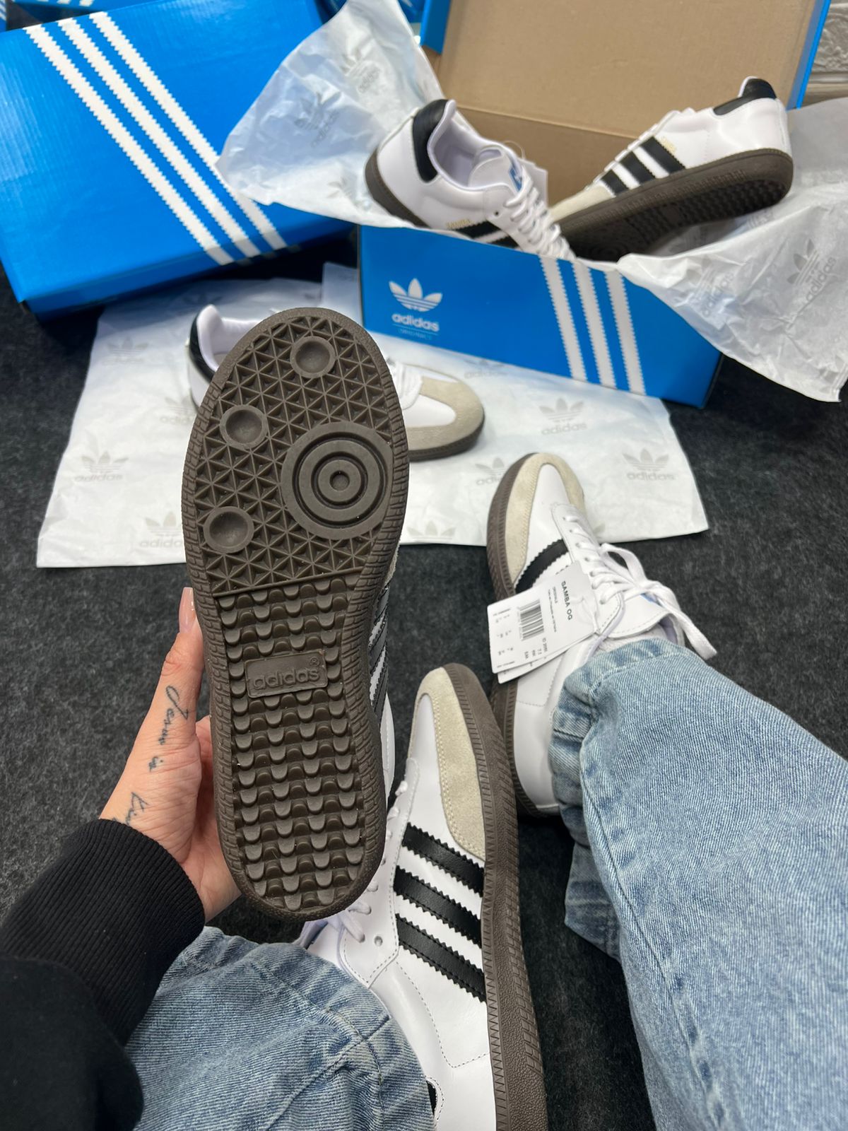 Samba OG - Branco e Preto