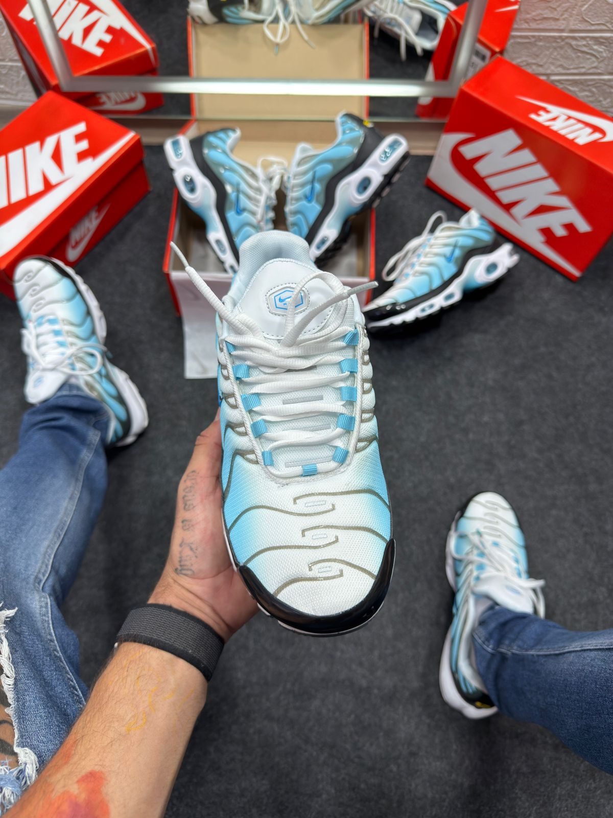 Nike Air Max Tn Plus Premium Branco Com Azul Atacado