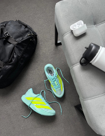 Adizero laranja azul com verde