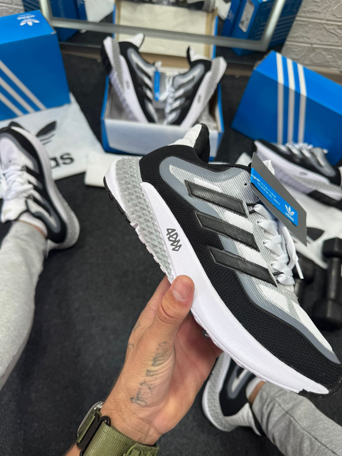 Adidas 4D Premium Branco e Preto Atacado