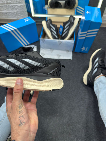 Adidas Adizero Boston 12 Preto e Branco Atacado