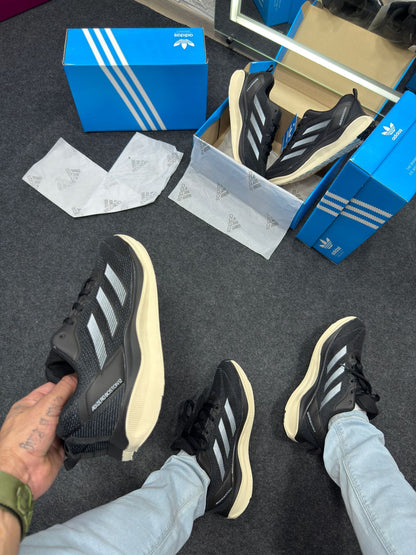 Adidas Adizero Boston 12 Preto e Branco Atacado