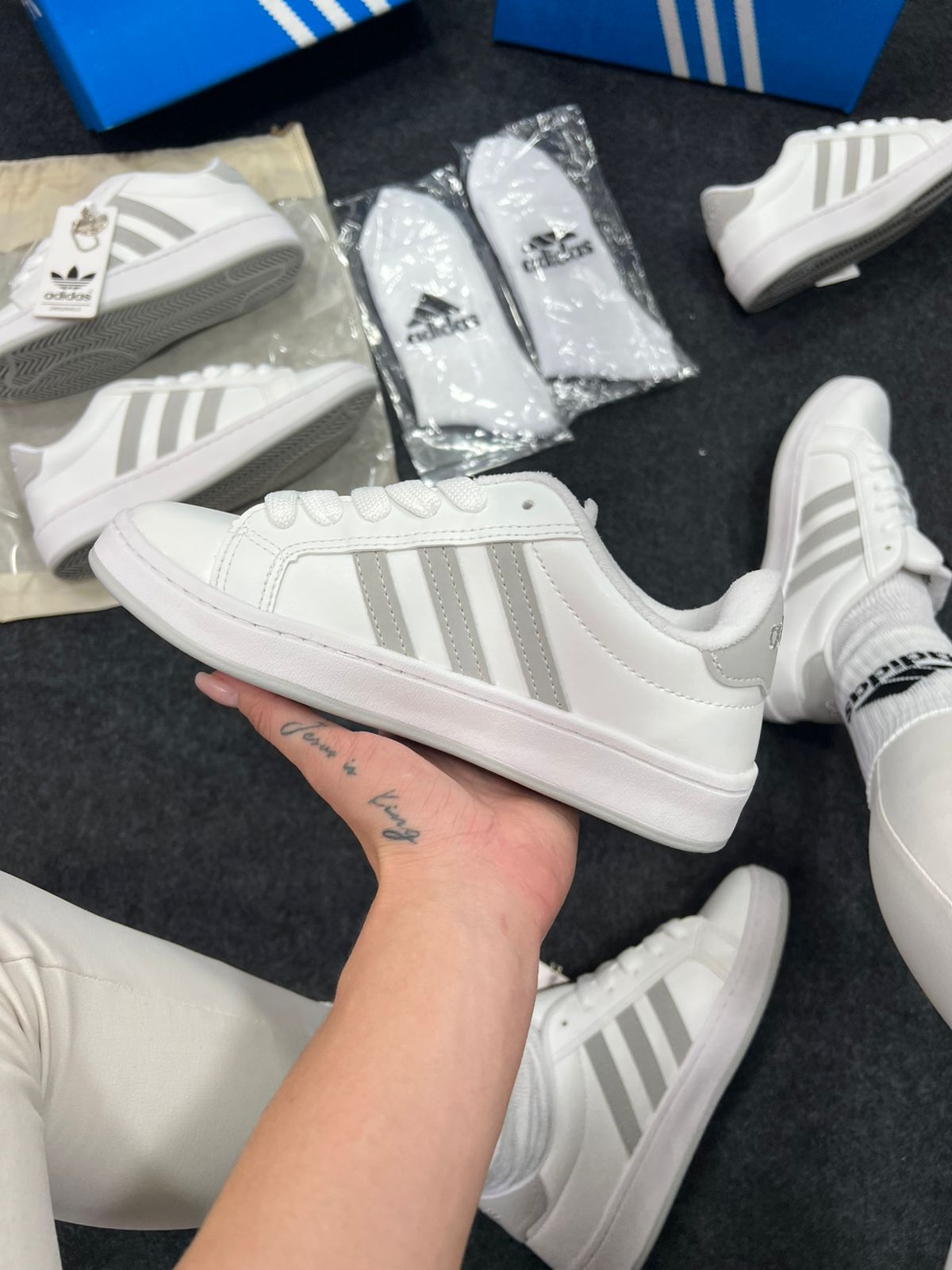 Adidas Ladies Premium Branco Cinza Atacado
