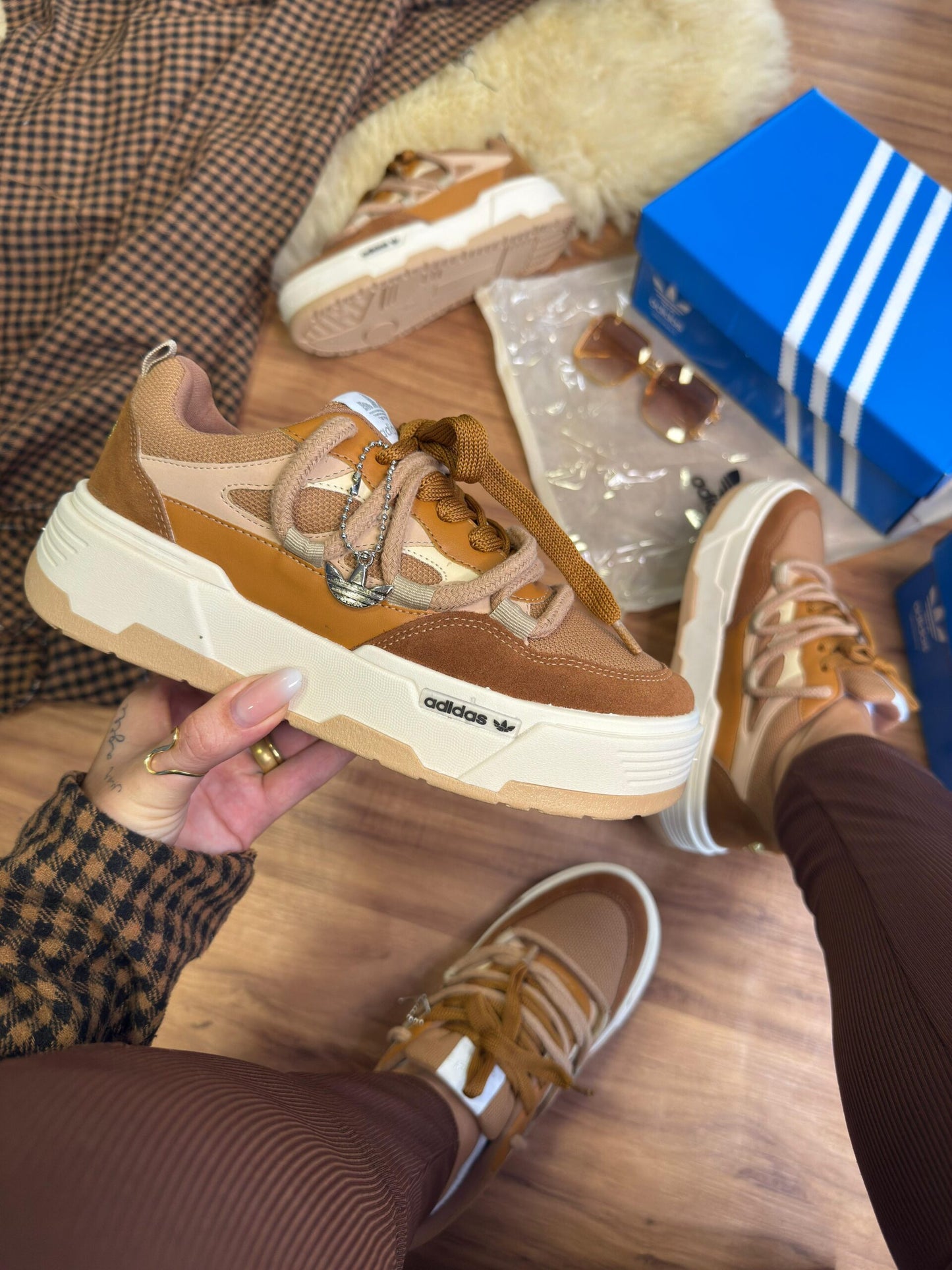 Adidas Plataforma Cadarço Duplo Preto / Marrom e Bege