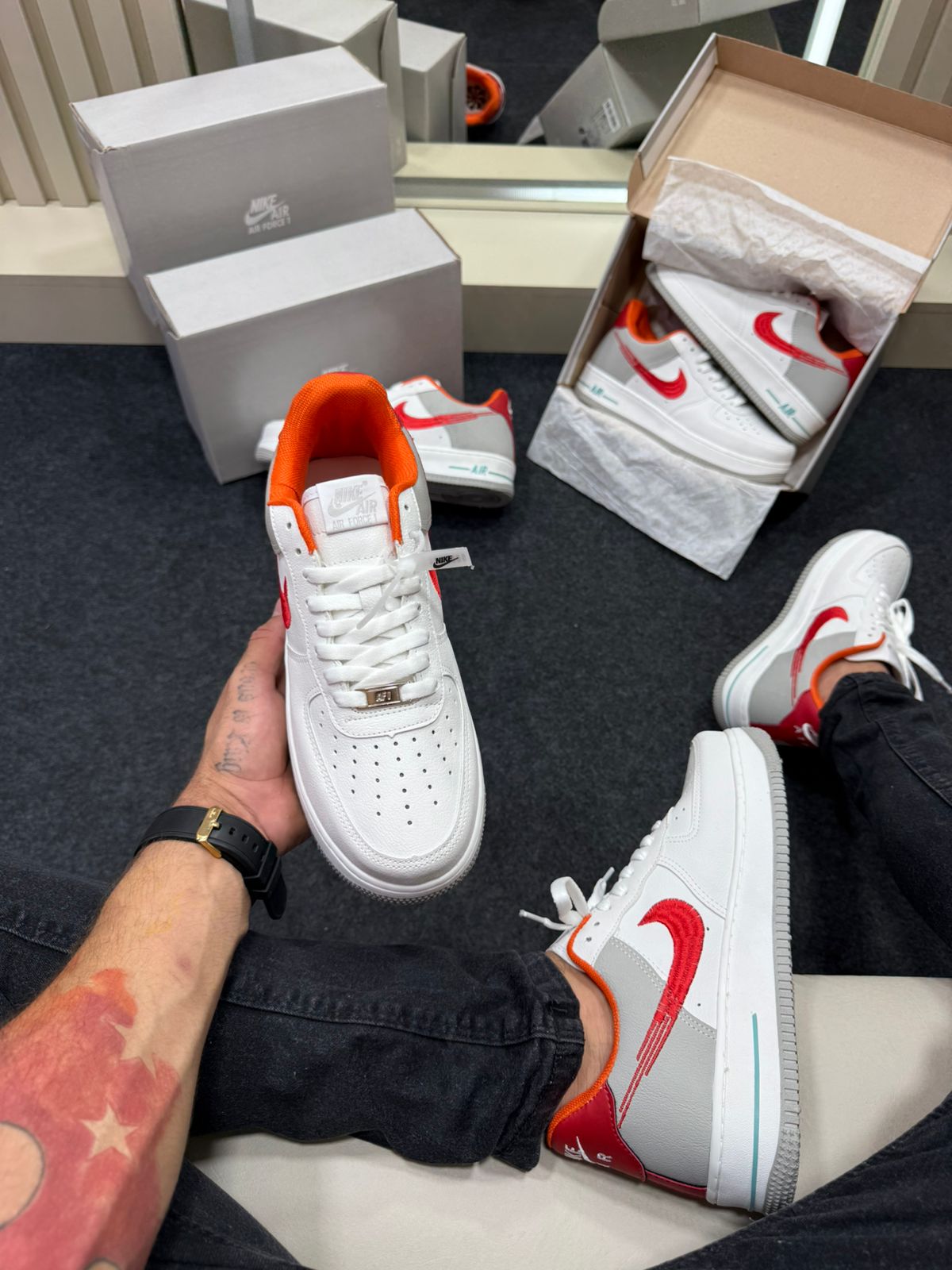 Air Force 1 Premium Branco Vermelho Laranja