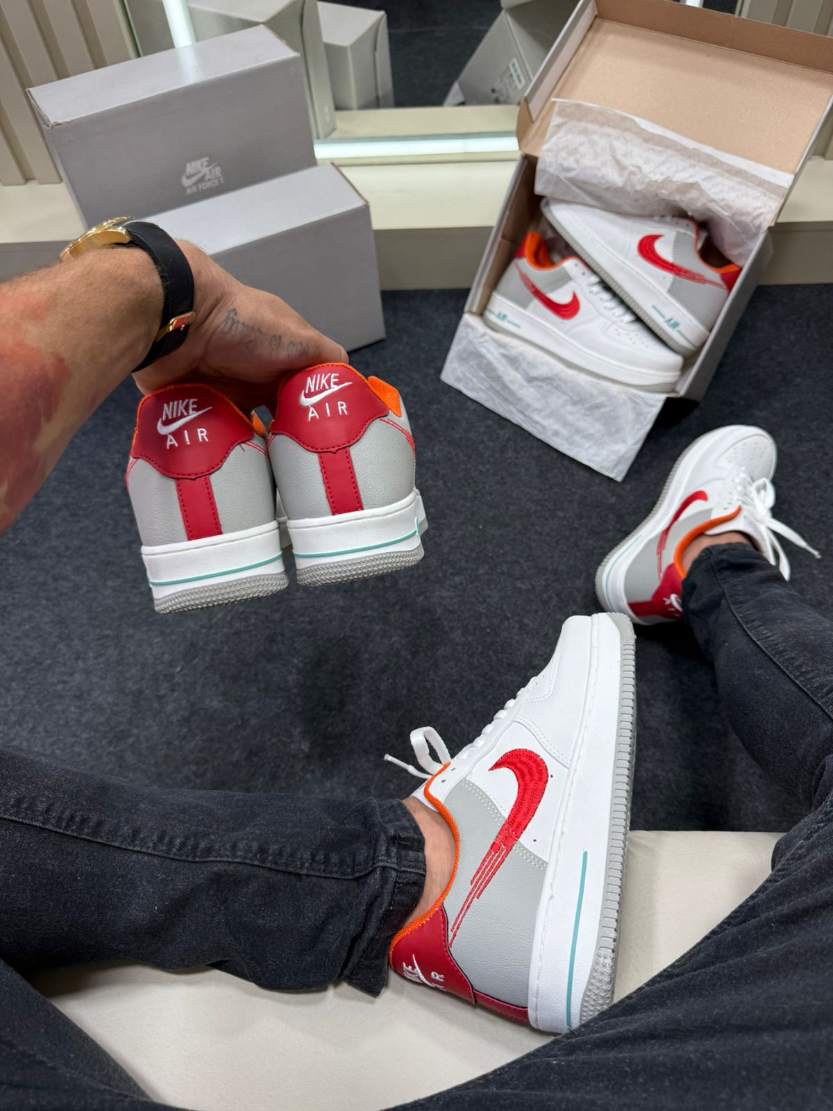 Air Force 1 Premium Branco Vermelho Laranja
