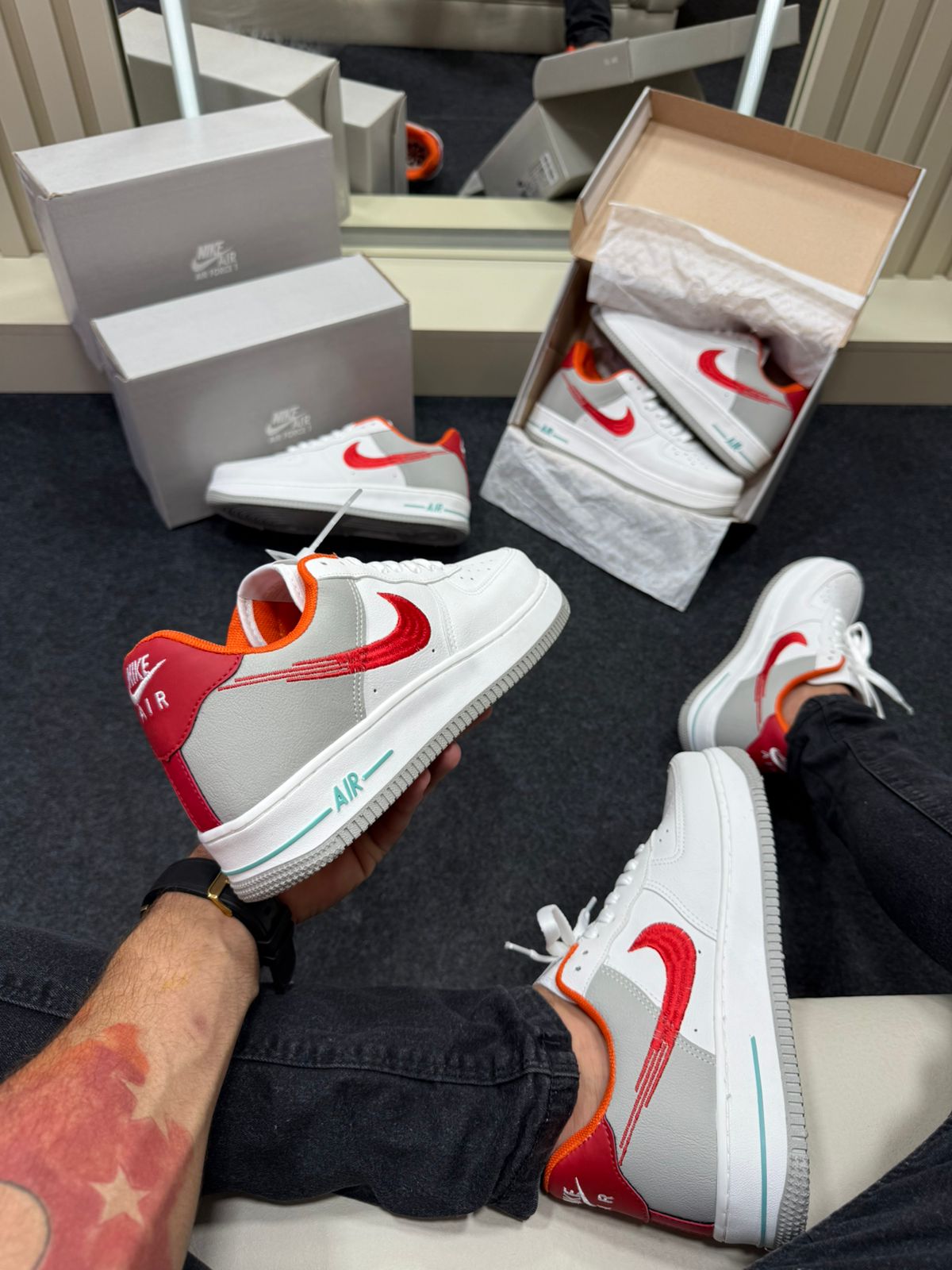 Air Force 1 Premium Branco Vermelho Laranja