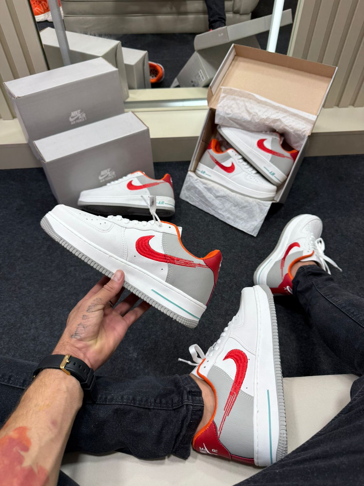 Air Force 1 Premium Branco Vermelho Laranja