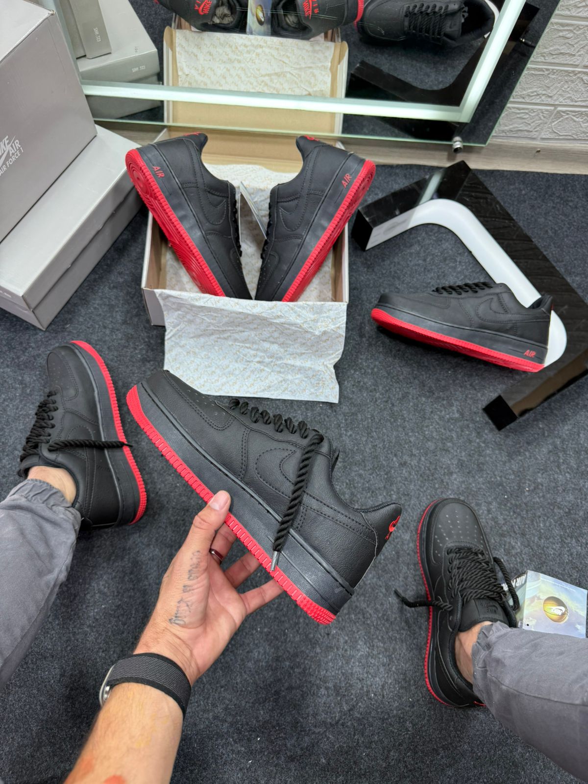Air Force Prime Preto e Vermelho Atacado