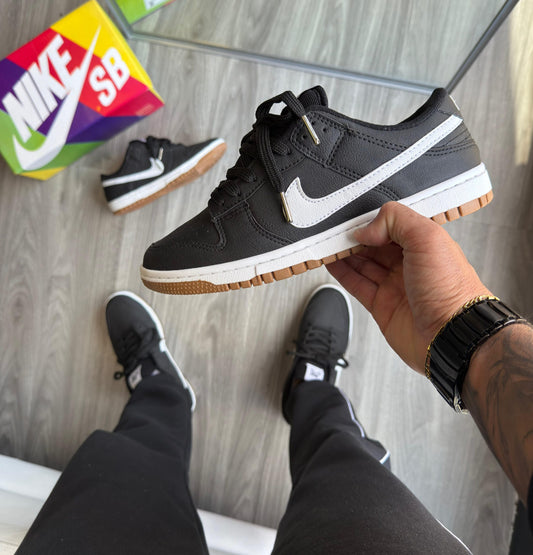 Dunk Low Pro Preto e Branco Atacado