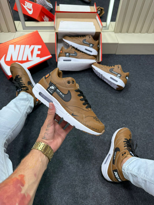 Nike Air Max 90 Caramelo