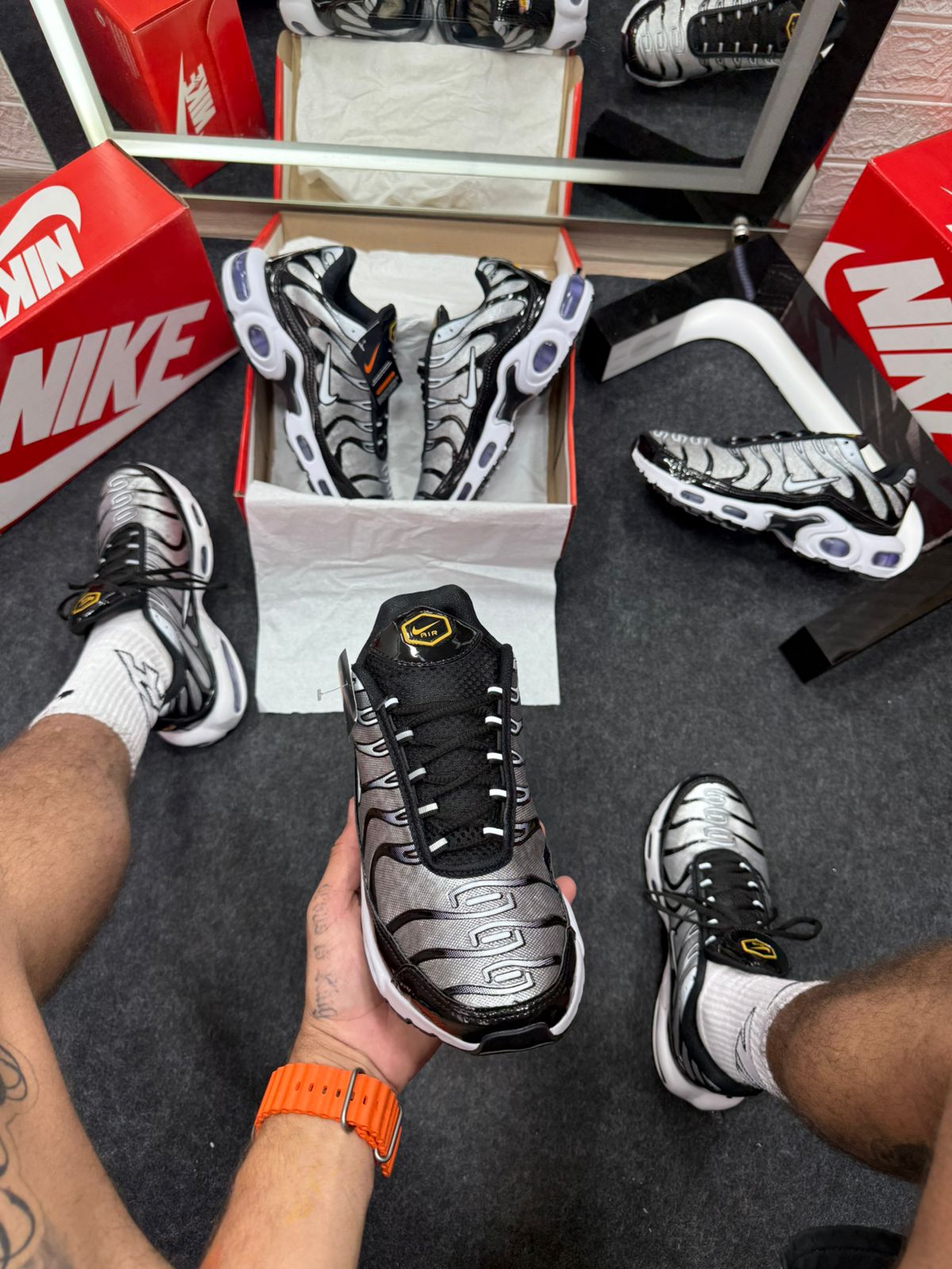 Nike Air Max Preto e Prata TN Atacado