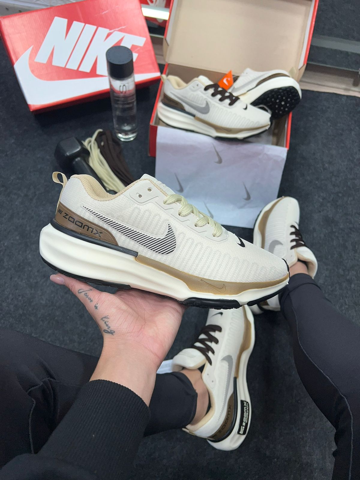 Nike Air Max Zoom X Invincible Run 3 Marrom Bege Atacado