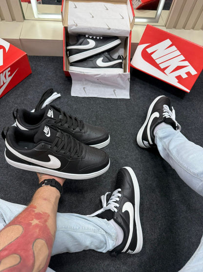 Nike Court Borough Low Preto e Branco