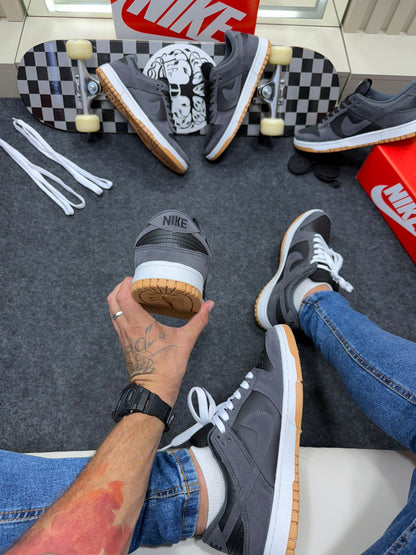Nike Sb Dunk Low Premium Cinza Camurça