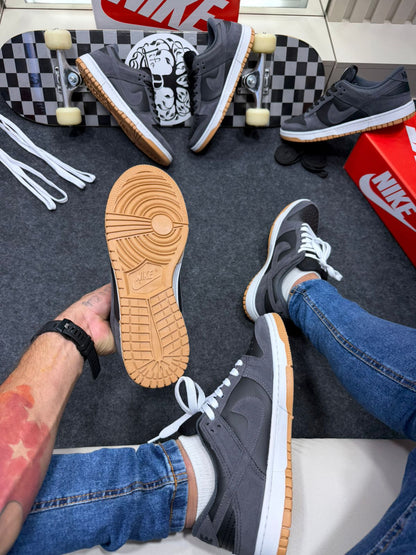 Nike Sb Dunk Low Premium Cinza Camurça