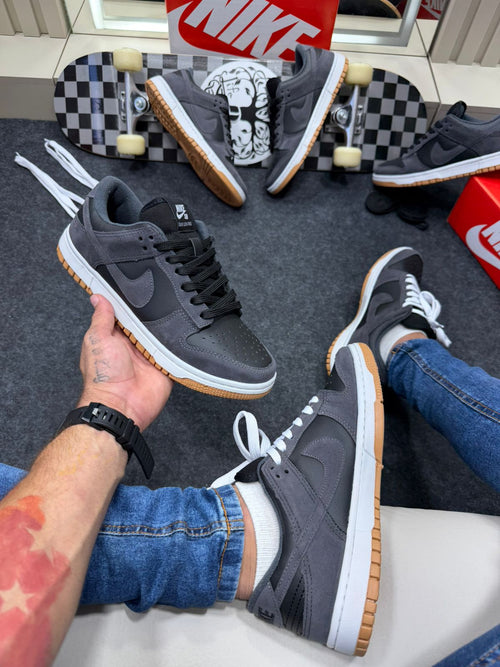 Nike Sb Dunk Low Premium Cinza Camurça