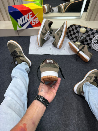 Nike Skateboarding Dunk Low Pro Verde Militar
