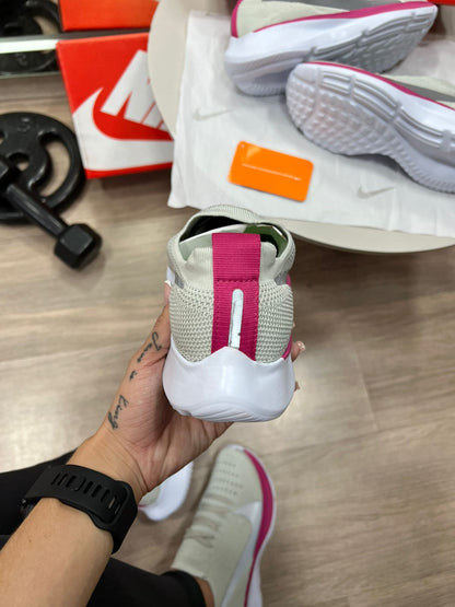 Nike Vapor Fly Cinza Rosa