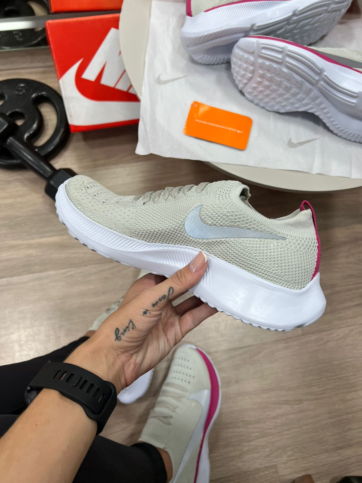 Nike Vapor Fly Cinza Rosa