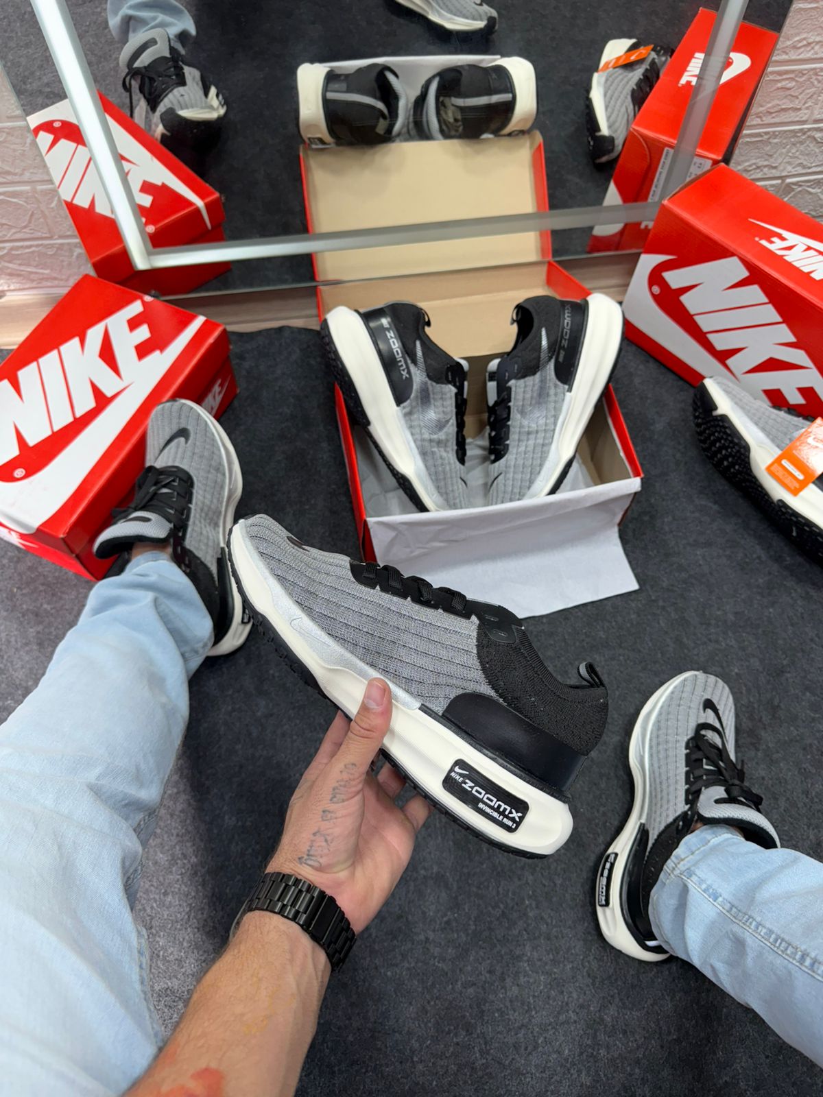 Nike ZoomX Invincible Run Prata Atacado