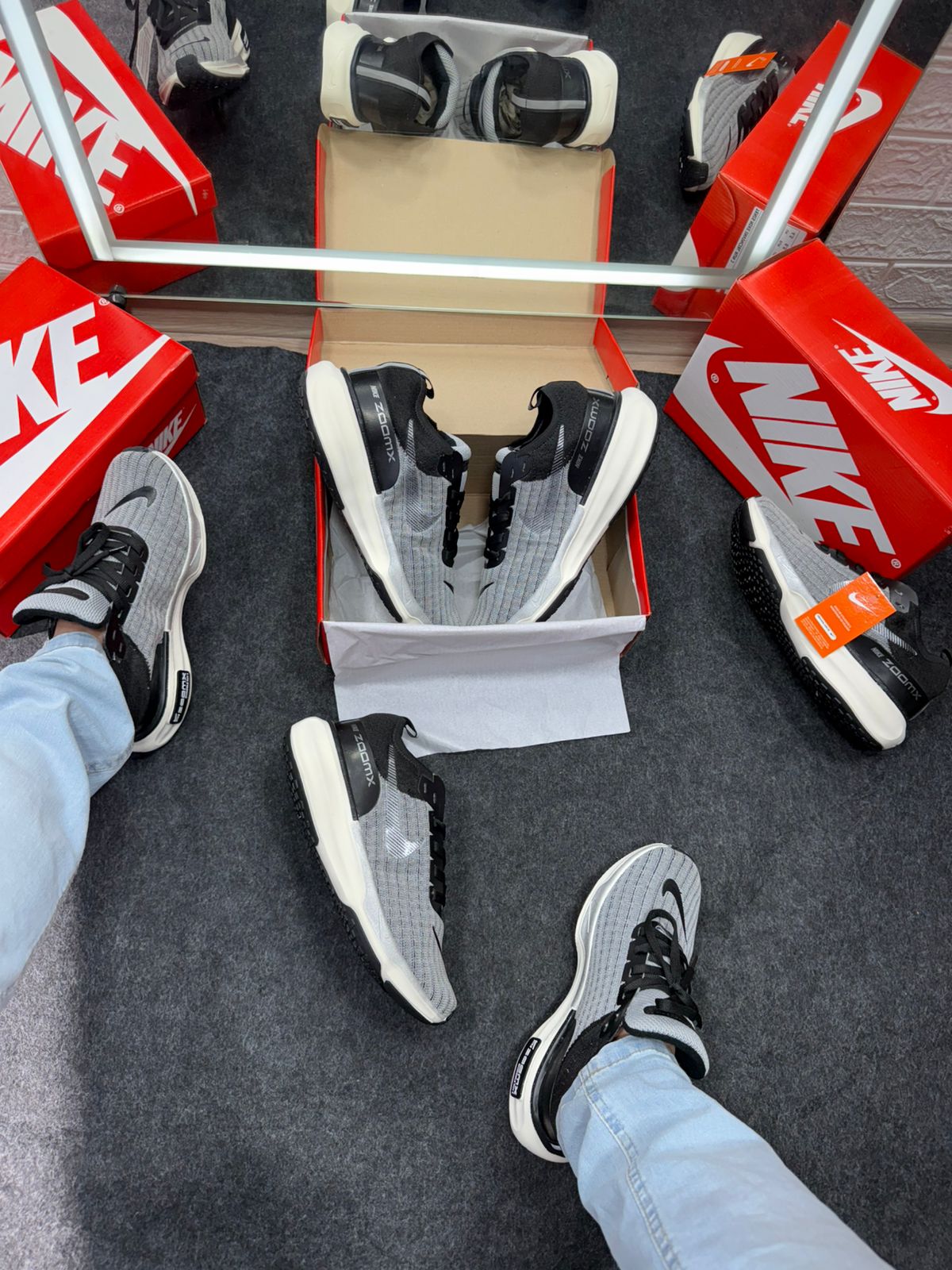 Nike ZoomX Invincible Run Prata Atacado