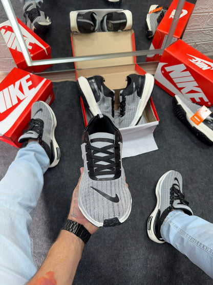 Nike ZoomX Invincible Run Prata Atacado