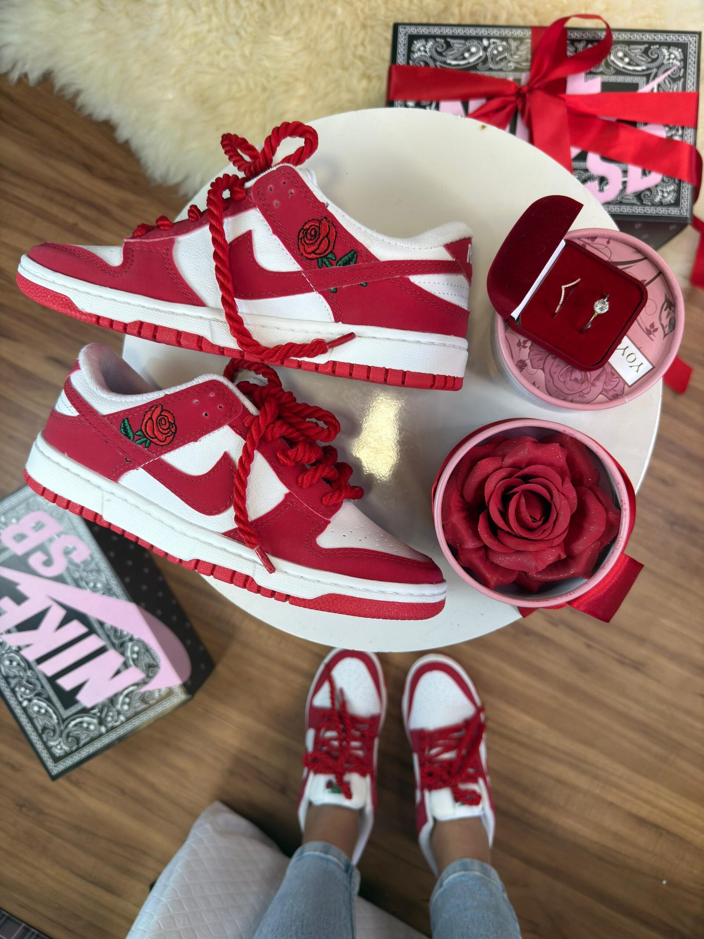 SB Dunk Valentine’s Day