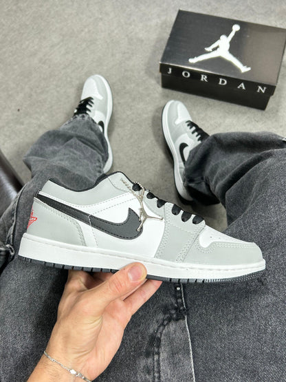 Tênis Air Jordan Low Prime Cinza e Preto