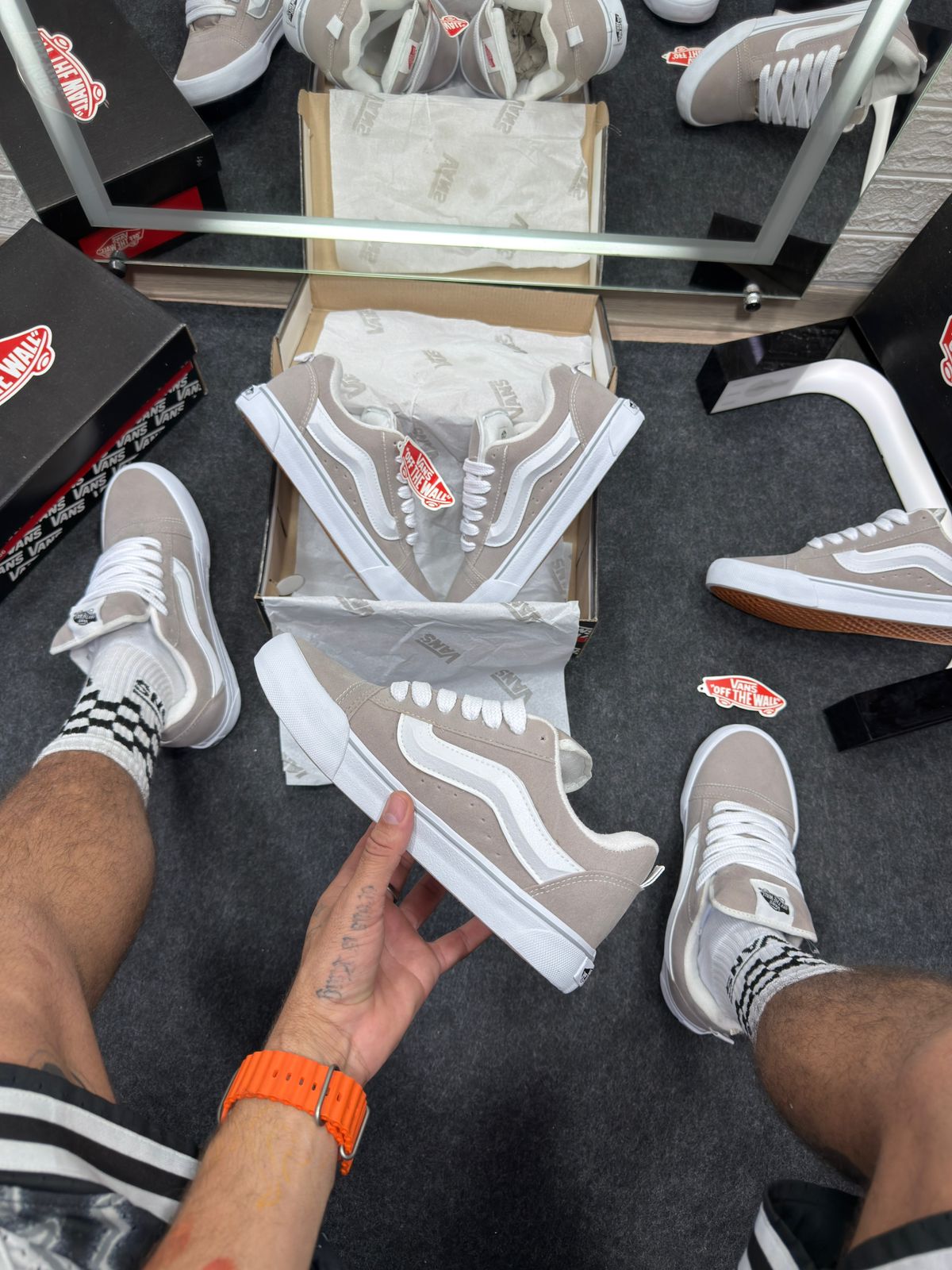 Tênis Vans Knu Skool Branco e Cinza Atacado