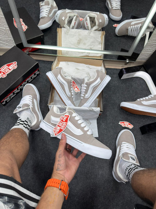 Tênis Vans Knu Skool Branco e Cinza Atacado