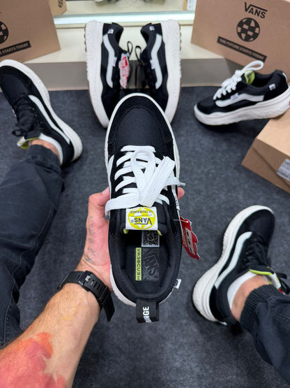 Vans Ultra Range Preto Branco