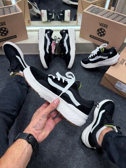 Vans Ultra Range Preto Branco