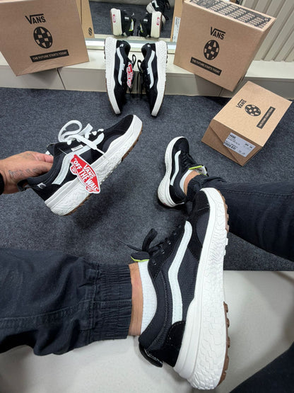 Vans Ultra Range Preto Branco