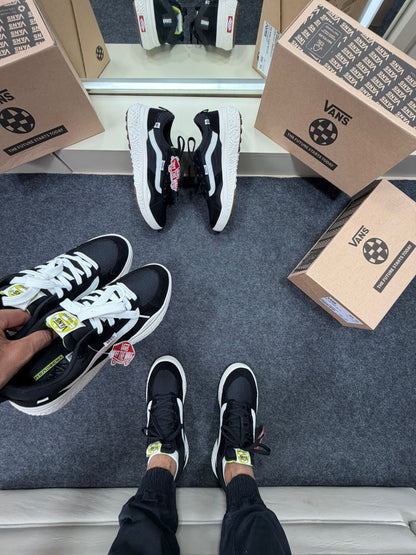 Vans Ultra Range Preto Branco