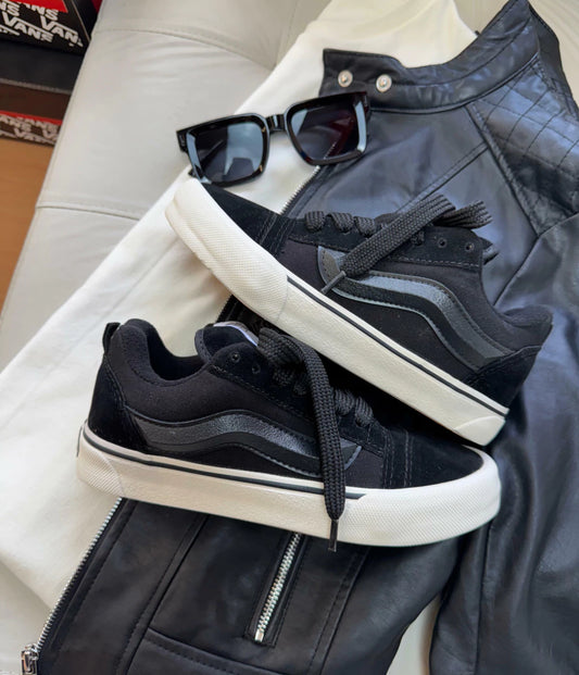 Vns KNU Preto Branco