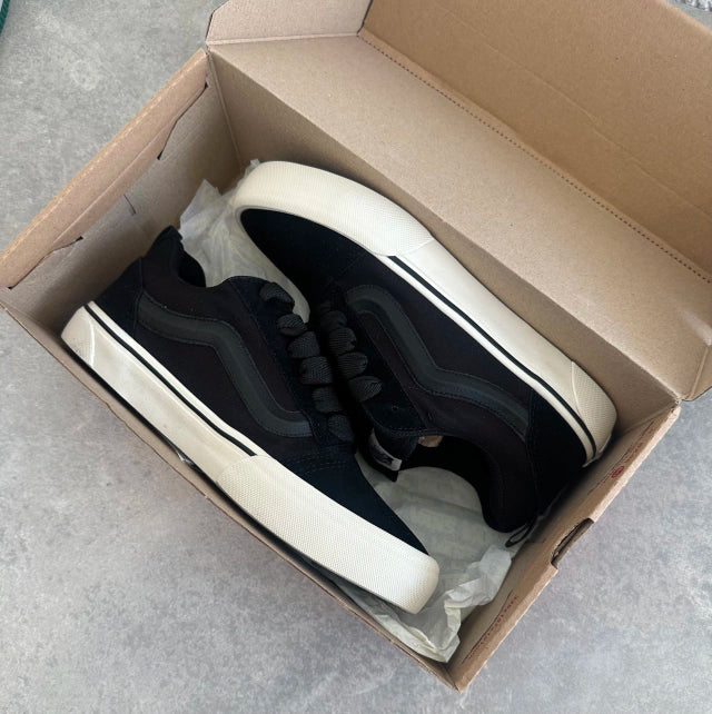 VNS Knu All Black