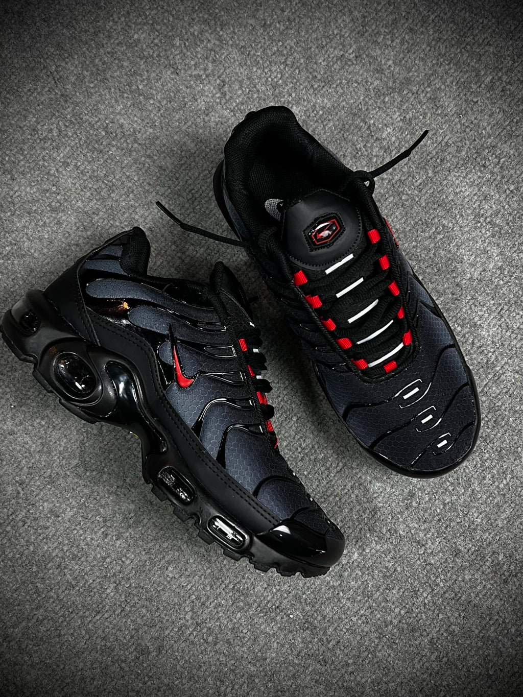 Nk Vapor Max Black Red