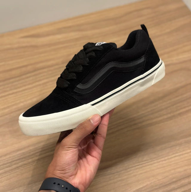 VNS Knu All Black