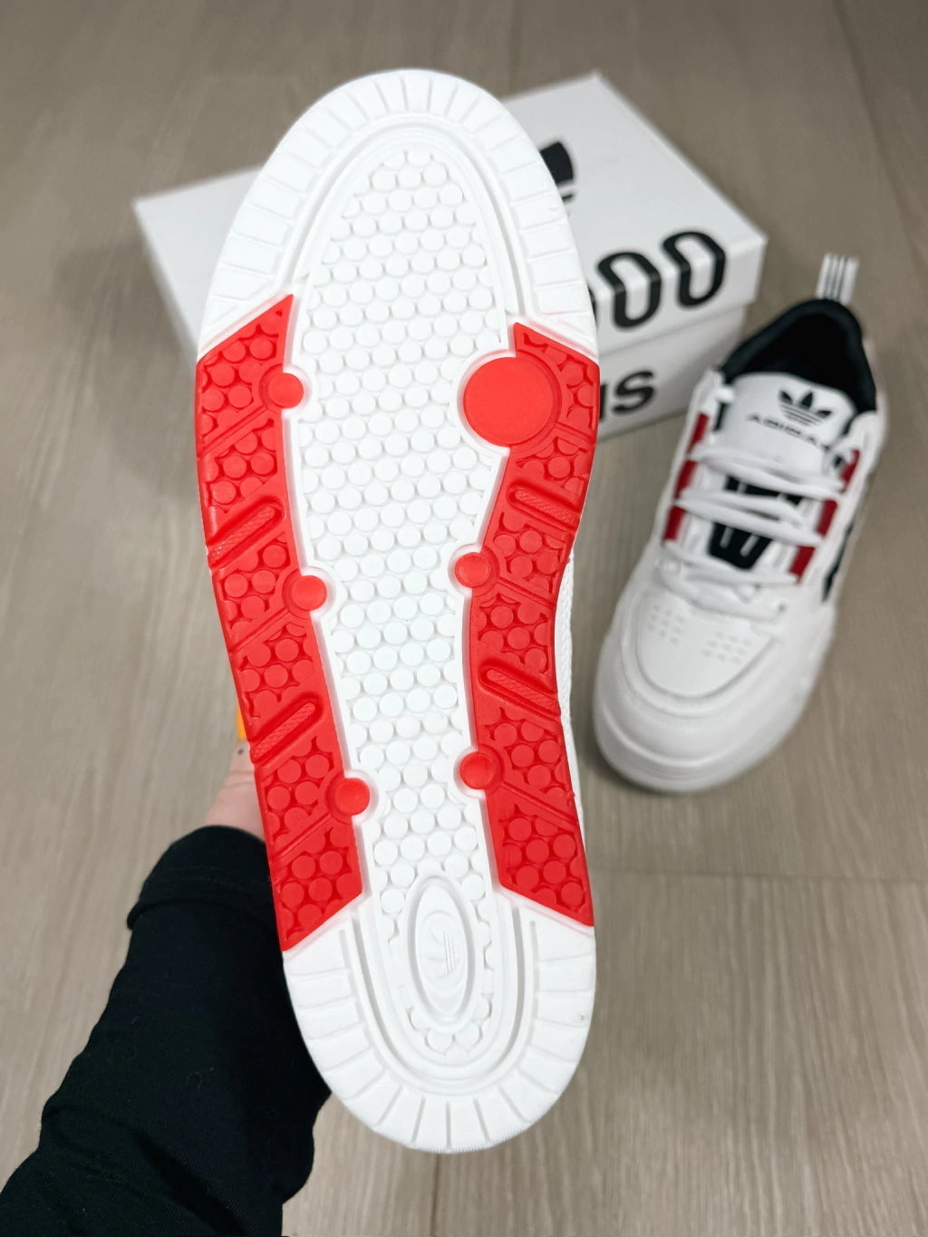 TENIS ADDS - ADI2000 BRANCO/PRETO/VERMELHO