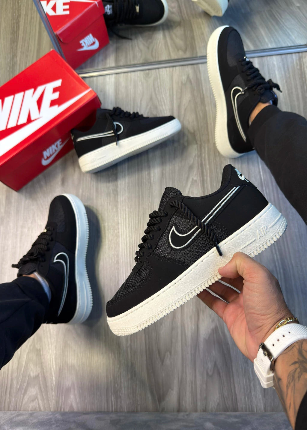 Air Force 1 GS — Preto e Off-White