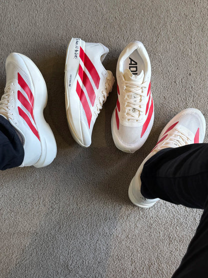 Adizero off com vermelho