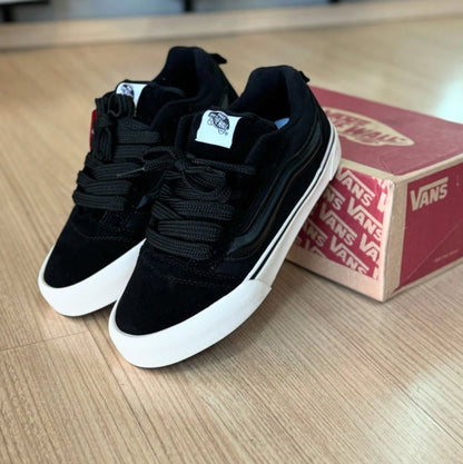 VNS Knu All Black