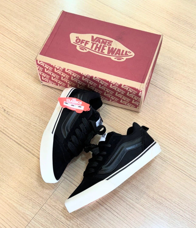 VNS Knu All Black